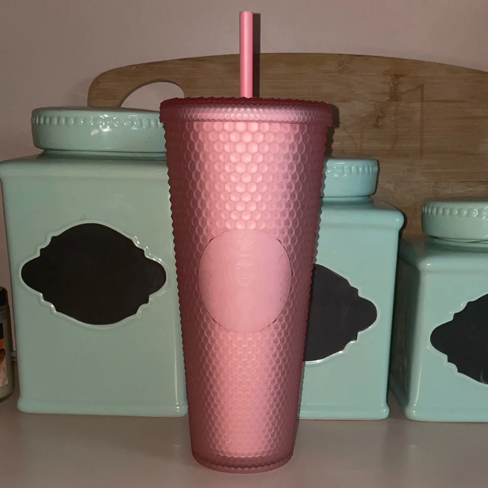 NEW😍 Valentines💗💕 Feb 2022 Starbucks Cold Cup - Picture 3 of 4